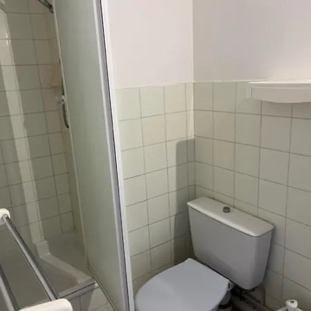 Apartment 5 Personnes, A Deux Pas, Parking Gratuit - Fr-1-749-20 Agde