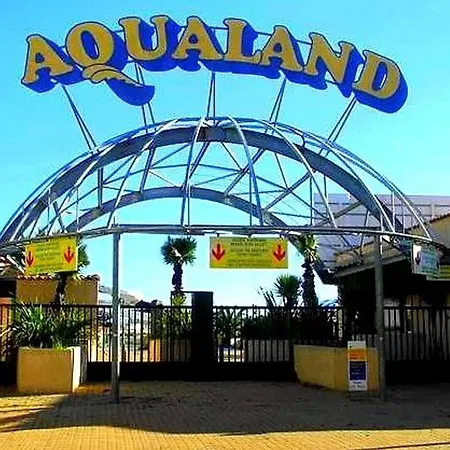 5 Personnes, A Deux Pas, Parking Gratuit - Fr-1-749-20 Apartment *